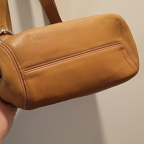 Vintage COACH Tan 4157 Soho Buckle Bag - Picture 5 of 13